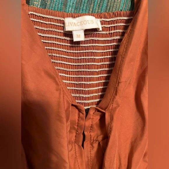 Olivaceous Midi Dress. Size M. - Picture 3 of 6